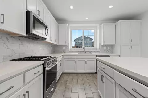 Kitchen - 1077 Martin St, Winters, CA 95694 photo 1 of 2