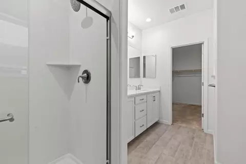 Entry Way - 1077 Martin St, Winters, CA 95694 photo 3 of 8