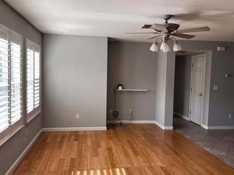 Living - 4309 Hazelnut Dr, Modesto, CA 95356 photo 4 of 7