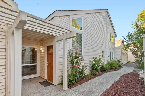 325 E 8th St #5, Davis, CA 95616