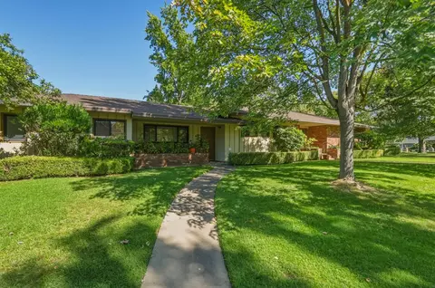 440 Mills Rd, Sacramento, CA 95864