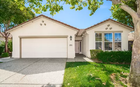 3915 Coldwater Dr, Rocklin, CA 95765