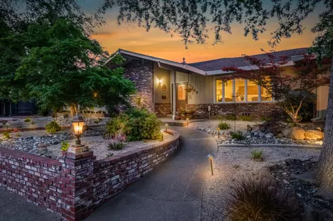 5249 Adelaide Way, Carmichael, CA 95608