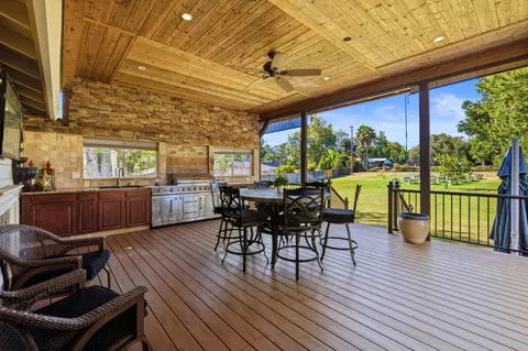 8723 Phoenix Ave, Fair Oaks, CA 95628