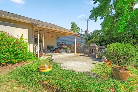 Exterior - 4625 Jan Dr, Carmichael, CA 95608 photo 9 of 9