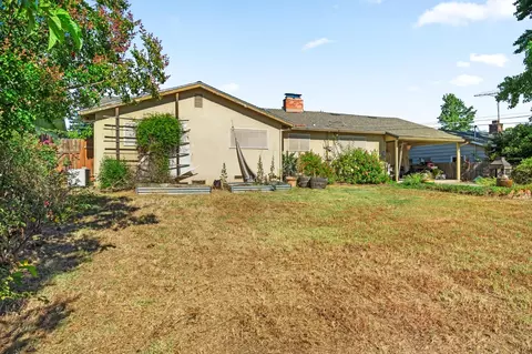 Exterior - 4625 Jan Dr, Carmichael, CA 95608 photo 6 of 9