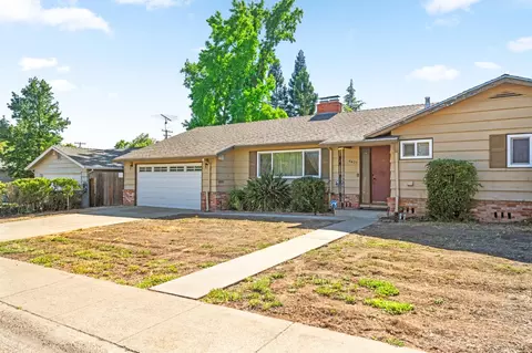 Exterior - 4625 Jan Dr, Carmichael, CA 95608 photo 4 of 9