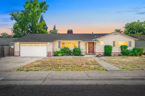 4625 Jan Dr, Carmichael, CA 95608