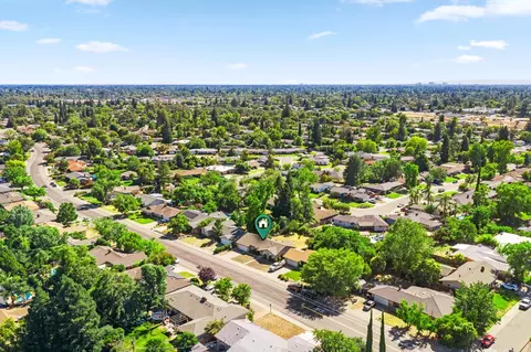 View/Area - 4625 Jan Dr, Carmichael, CA 95608 photo 5 of 8