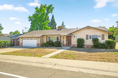 Exterior - 4625 Jan Dr, Carmichael, CA 95608 photo 3 of 9
