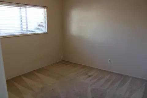 Bedroom - 1525 Franklin Ave, Tracy, CA 95376 photo 2 of 3