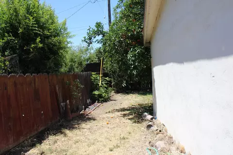 Exterior - 1525 Franklin Ave, Tracy, CA 95376 photo 10 of 14