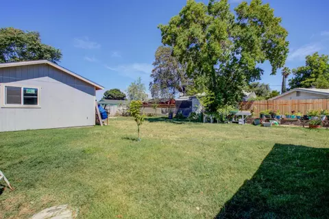 Exterior - 441 Ryder Way, Modesto, CA 95351 photo 10 of 11
