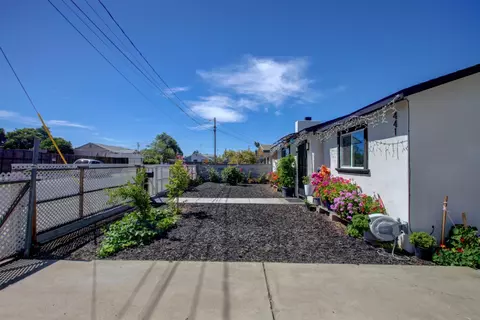 Exterior - 441 Ryder Way, Modesto, CA 95351 photo 3 of 11