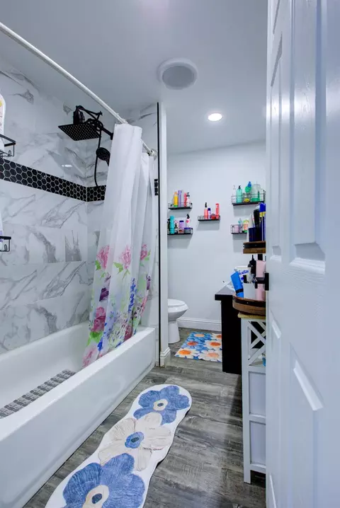 Bath - 441 Ryder Way, Modesto, CA 95351 photo 1 of 1