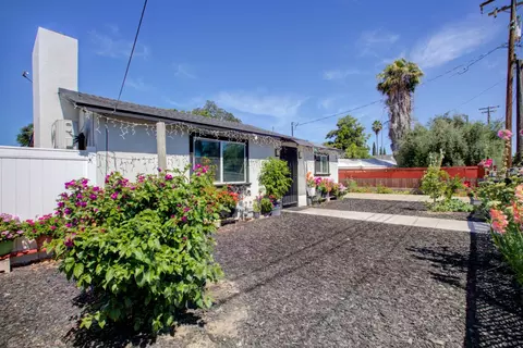 Exterior - 441 Ryder Way, Modesto, CA 95351 photo 2 of 11