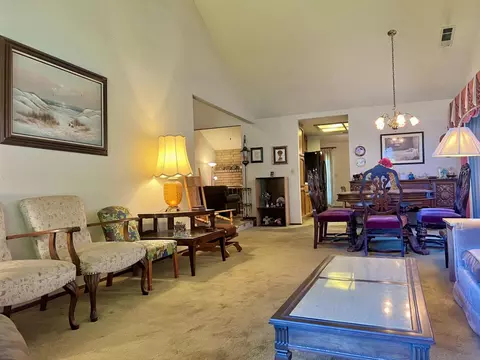 Living - 3716 Merrifield Ave, Modesto, CA 95356 photo 1 of 4