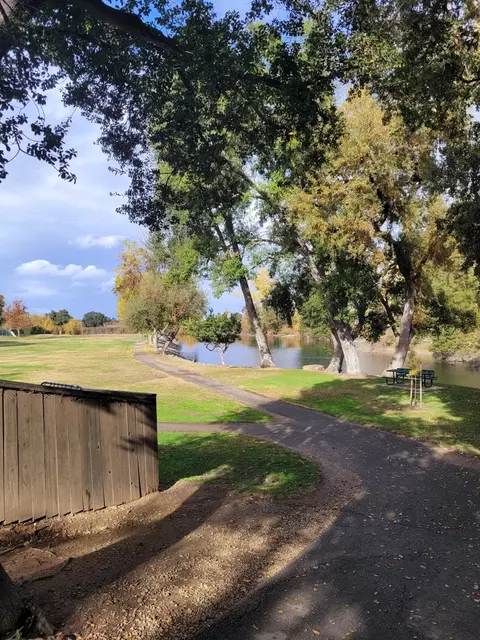 View/Area - 1019 Miwok Dr, Lodi, CA 95240 photo 5 of 6