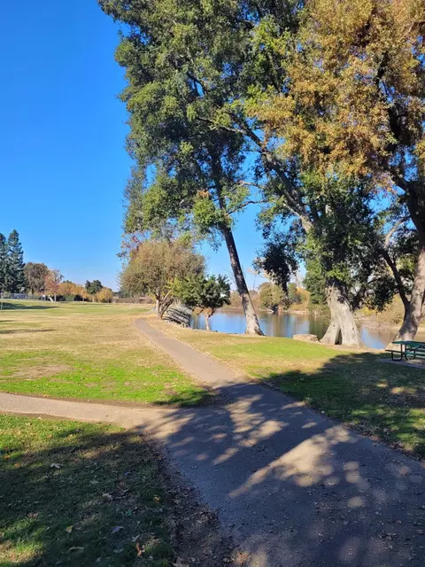 View/Area - 1019 Miwok Dr, Lodi, CA 95240 photo 6 of 6