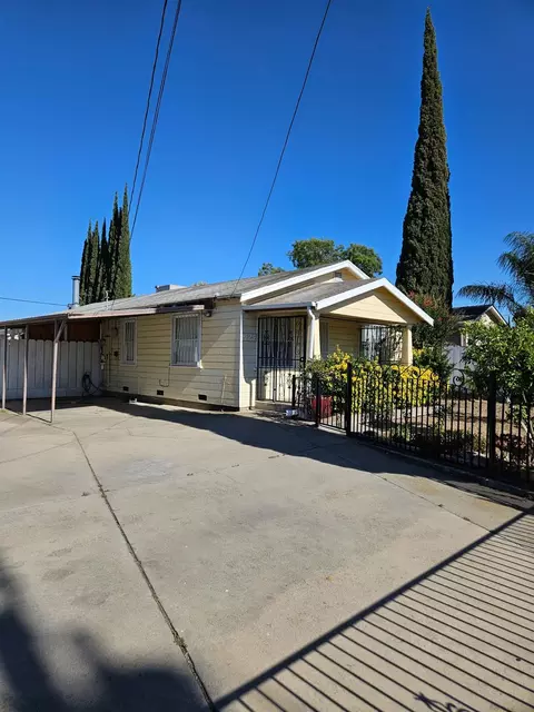 Other - 424 Poplar Ave, Manteca, CA 95336 photo 1 of 7
