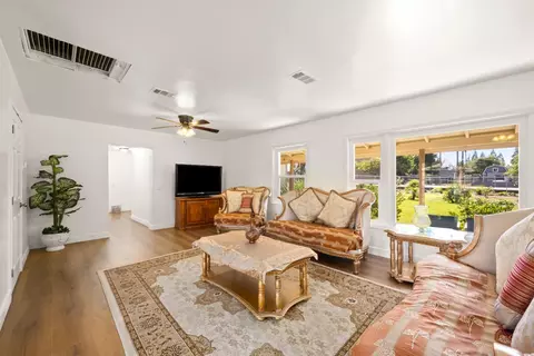 Other - 6141 Lincoln Ave, Carmichael, CA 95608 photo 3 of 10