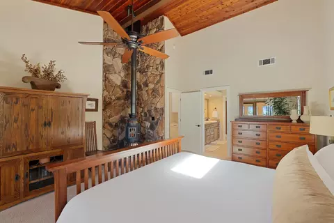 Bedroom - 659 Sugarbush, Murphys, CA 95247 photo 5 of 5