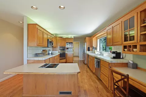 Kitchen - 659 Sugarbush, Murphys, CA 95247 photo 4 of 7