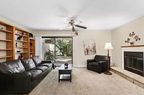 2128 Bueno Dr #30, Davis, CA 95616