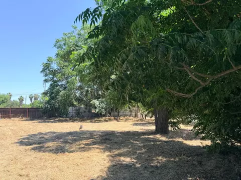 228 H St, Turlock, CA 95380