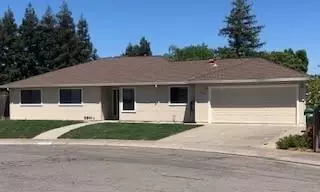 1426 Zinfandel Dr, Lodi, CA 95242