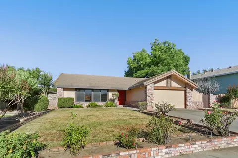 9924 Meadow Oak Cir, Elk Grove, CA 95624