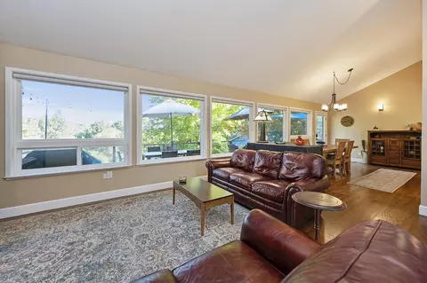 Living - 198 Sweetwater Dr, Murphys, CA 95247 photo 1 of 6