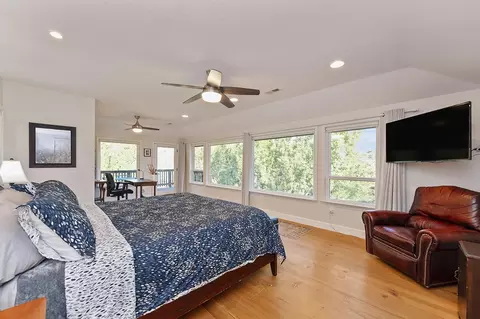 Bedroom - 198 Sweetwater Dr, Murphys, CA 95247 photo 1 of 8