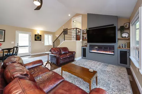 Living - 198 Sweetwater Dr, Murphys, CA 95247 photo 3 of 6