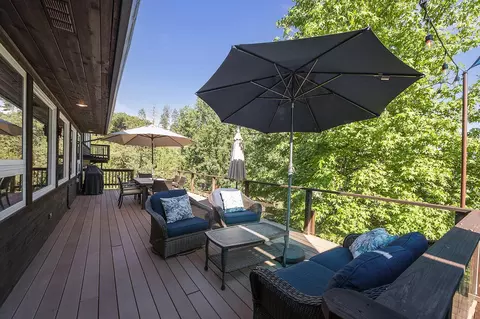 Exterior - 198 Sweetwater Dr, Murphys, CA 95247 photo 9 of 16
