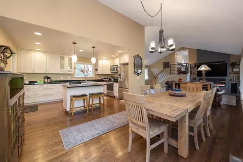 Dining - 198 Sweetwater Dr, Murphys, CA 95247 photo 2 of 6