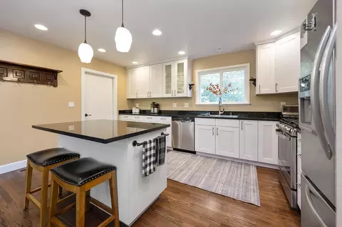 Kitchen - 198 Sweetwater Dr, Murphys, CA 95247 photo 4 of 4