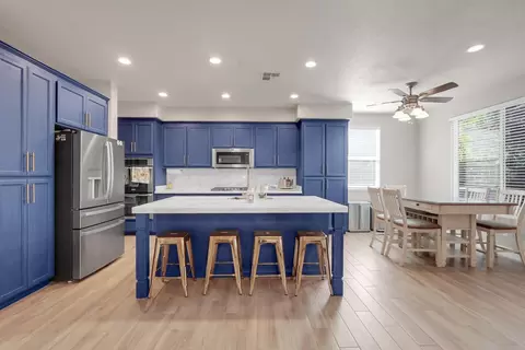Kitchen - 1984 Greenfield, Turlock, CA 95382 photo 1 of 4