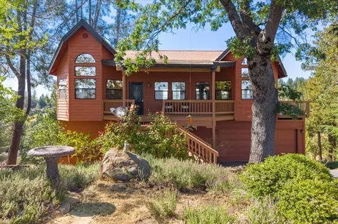 Exterior - 1016 Sandalwood Dr, Murphys, CA 95247 photo 4 of 12