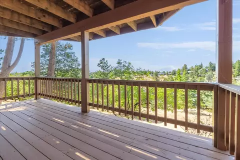 Exterior - 1016 Sandalwood Dr, Murphys, CA 95247 photo 6 of 12