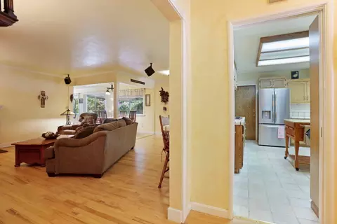 Entry Way - 1419 Holly Dr, Lodi, CA 95242 photo 2 of 2