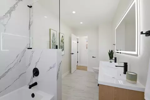 Bath - 27566 E 12th St, Hayward, CA 94544 photo 2 of 3
