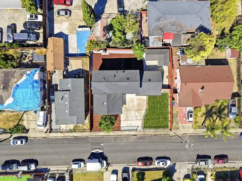View/Area - 27566 E 12th St, Hayward, CA 94544 photo 1 of 14