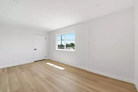 Bedroom - 27566 E 12th St, Hayward, CA 94544 photo 8 of 10