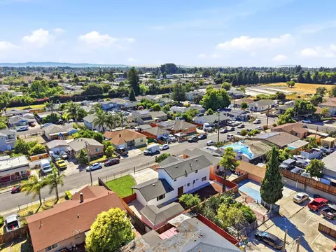 View/Area - 27566 E 12th St, Hayward, CA 94544 photo 7 of 14