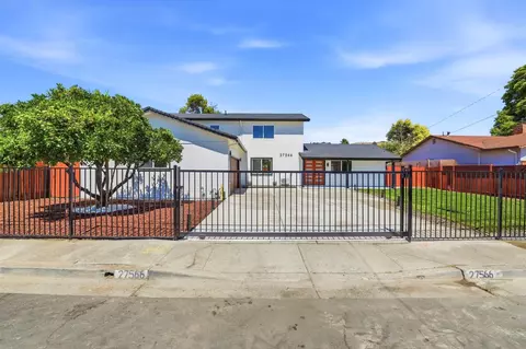 Exterior - 27566 E 12th St, Hayward, CA 94544 photo 3 of 12