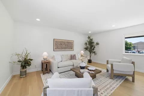 Living - 27566 E 12th St, Hayward, CA 94544 photo 2 of 2