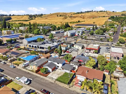 View/Area - 27566 E 12th St, Hayward, CA 94544 photo 12 of 14