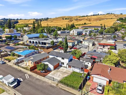 View/Area - 27566 E 12th St, Hayward, CA 94544 photo 13 of 14