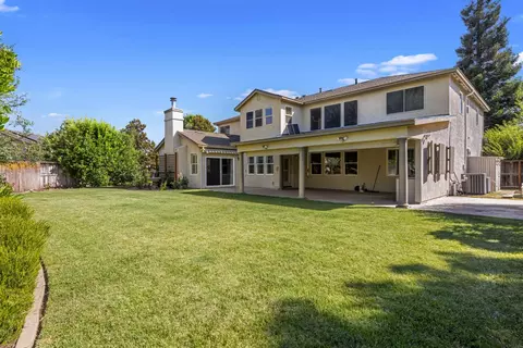 Exterior - 4201 Encore Ln, Modesto, CA 95357 photo 2 of 11